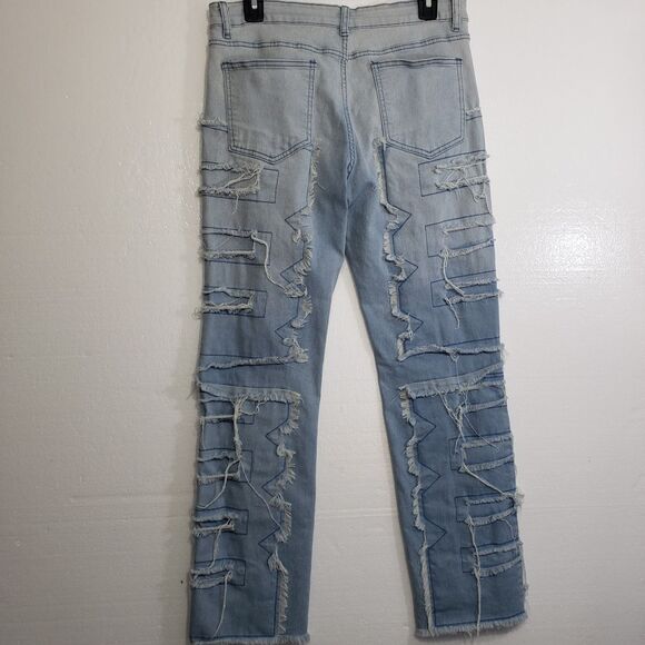 Women's Distressed Stretchy Jeans, Size Medium - Picture 9 of 9